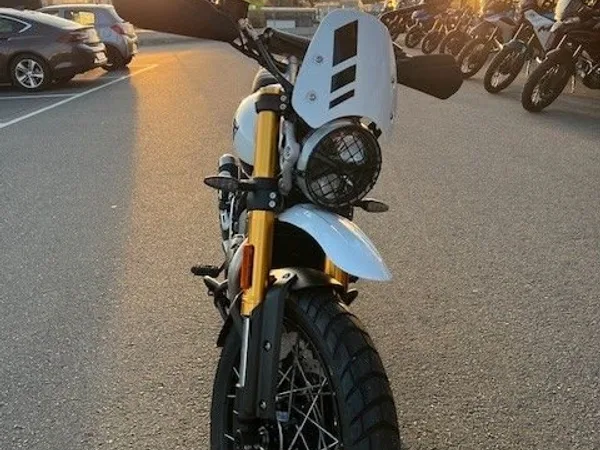 Triumph Scrambler 400 XC