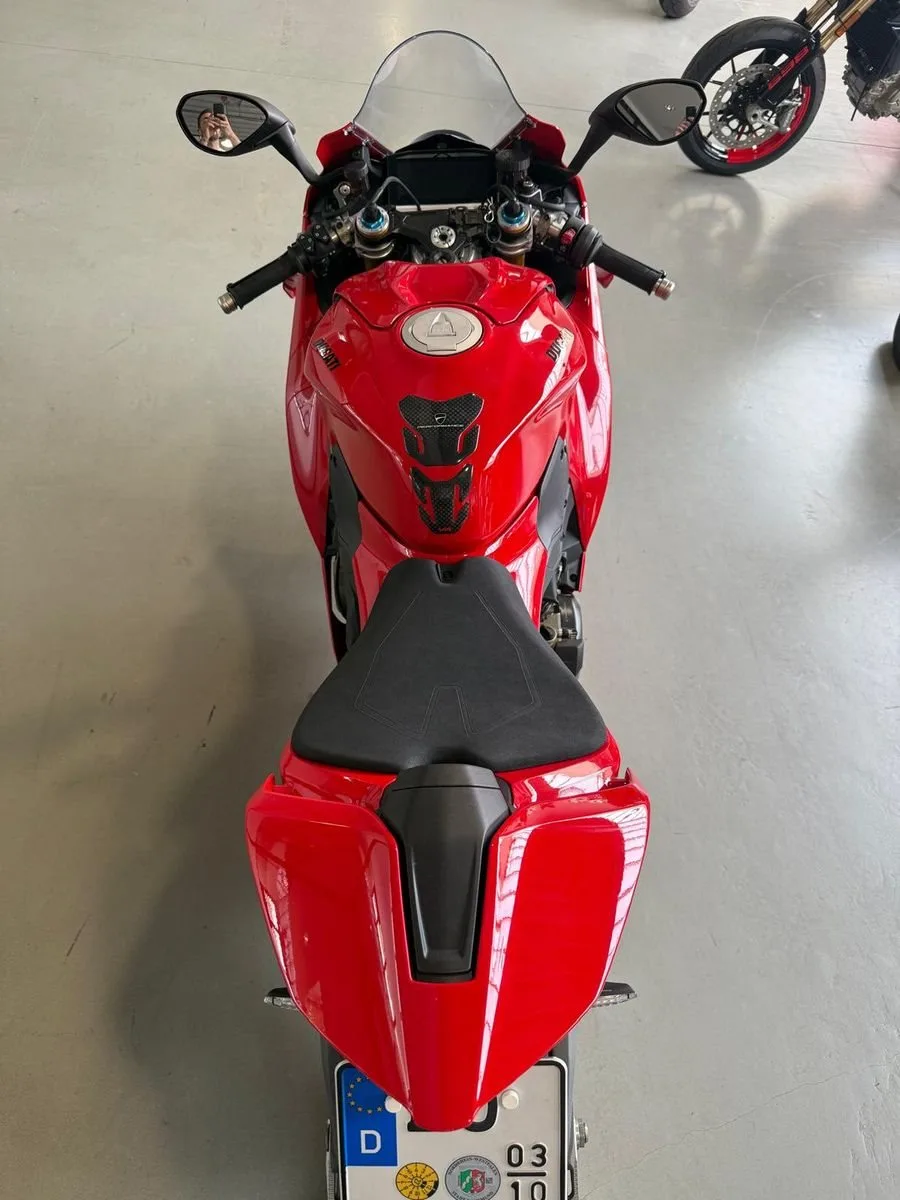 Ducati Panigale V4 S