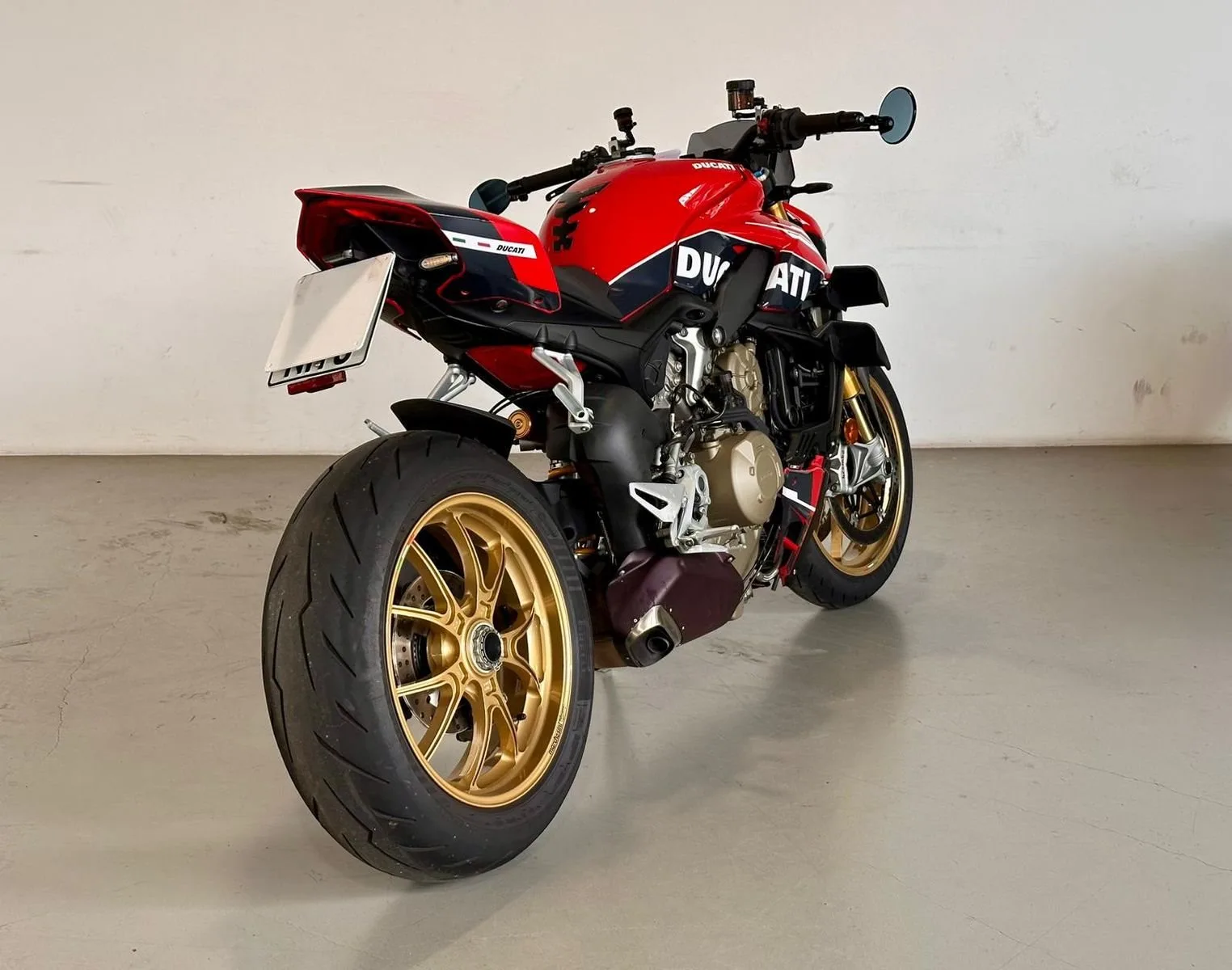 Ducati Streetfighter V4 S