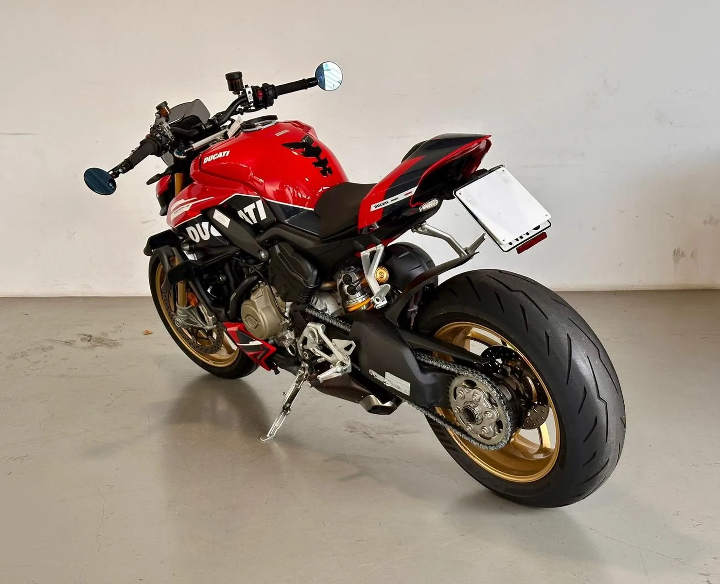 Ducati Streetfighter V4 S