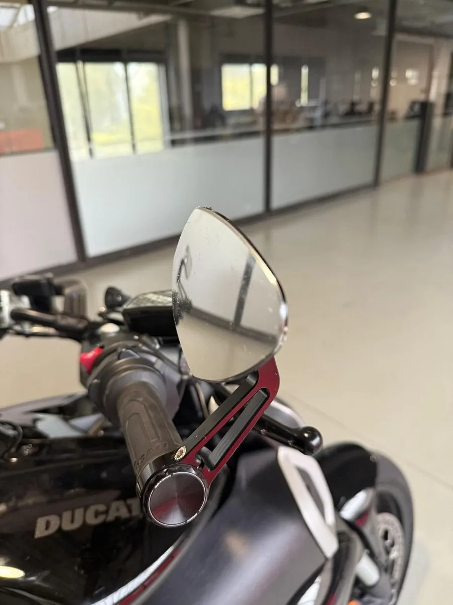 Ducati Diavel V4