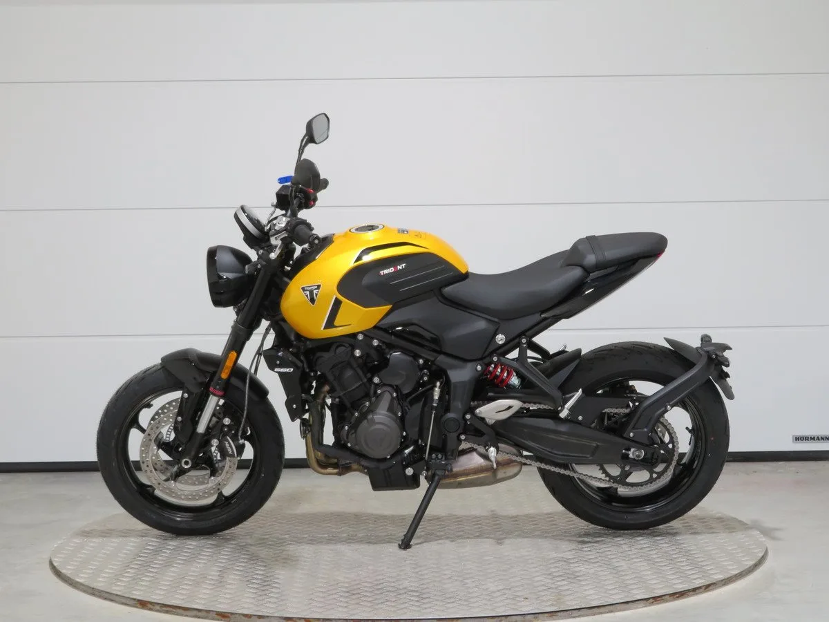 Triumph Trident 660