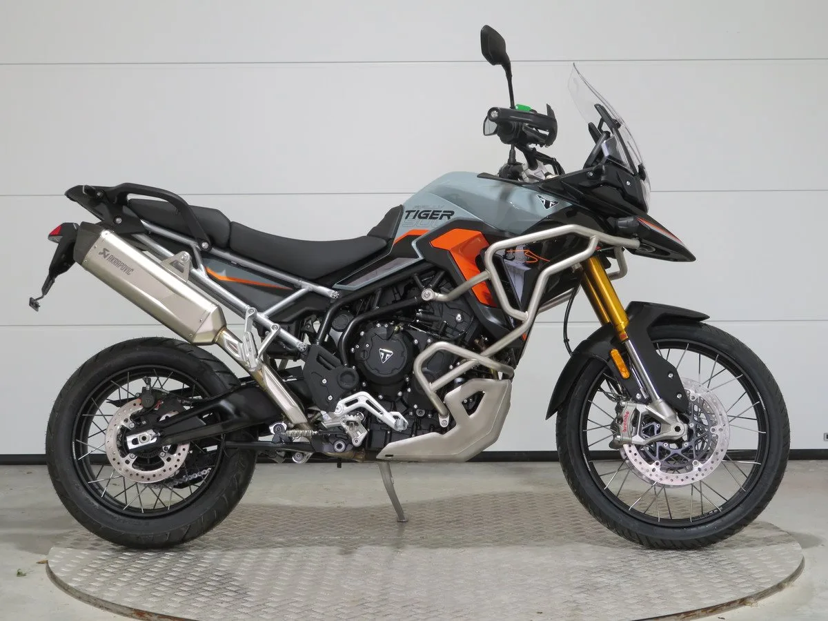 Triumph Tiger 900 Desert Edition