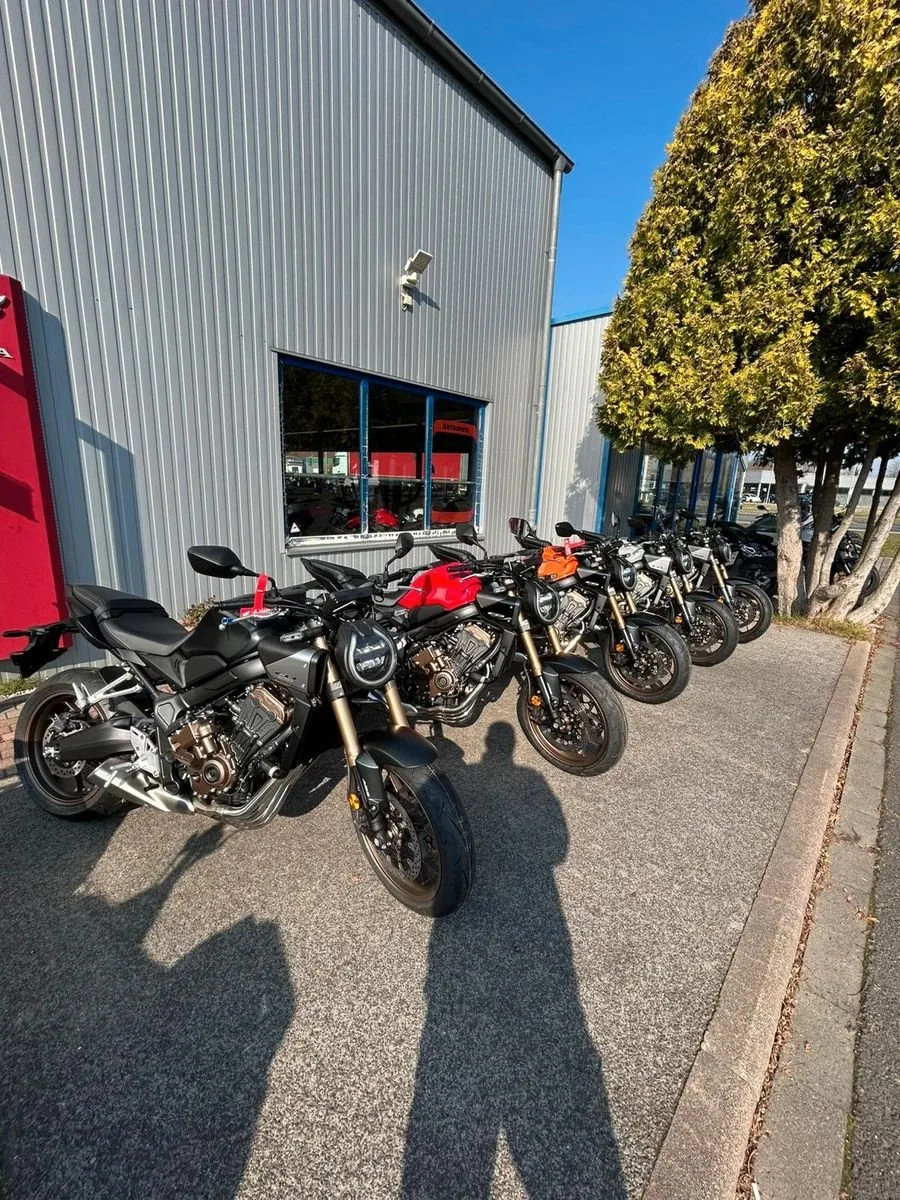 Honda CB650R E-Clutch