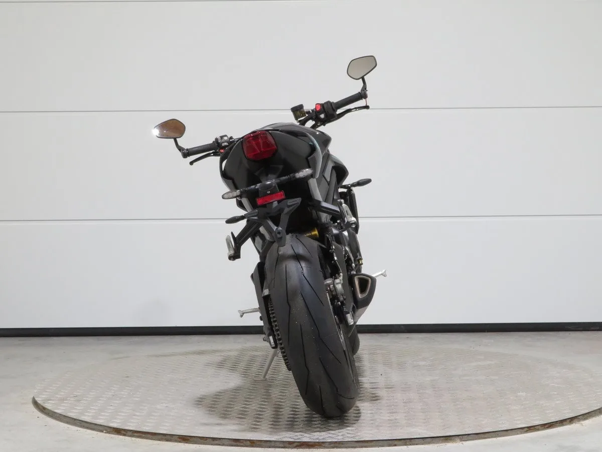 Triumph Street Triple RS