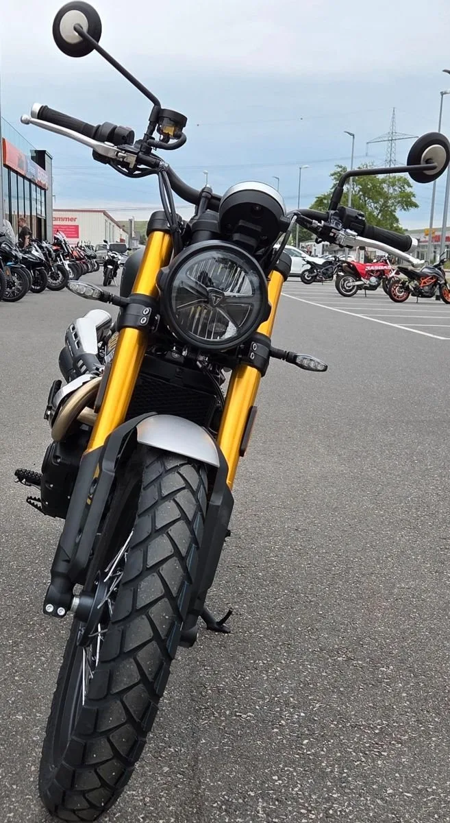 Triumph Scrambler 900