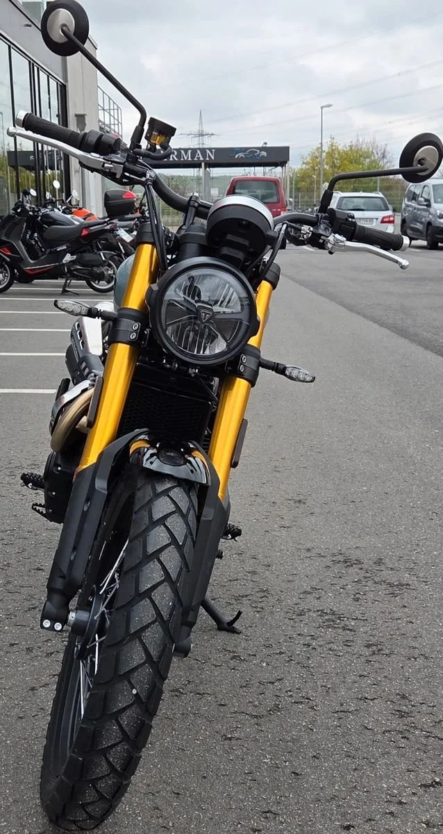 Triumph Scrambler 900