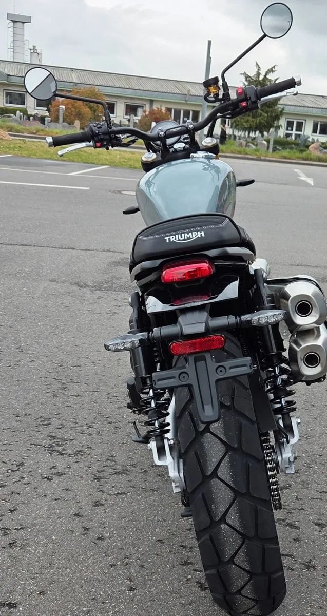 Triumph Scrambler 900