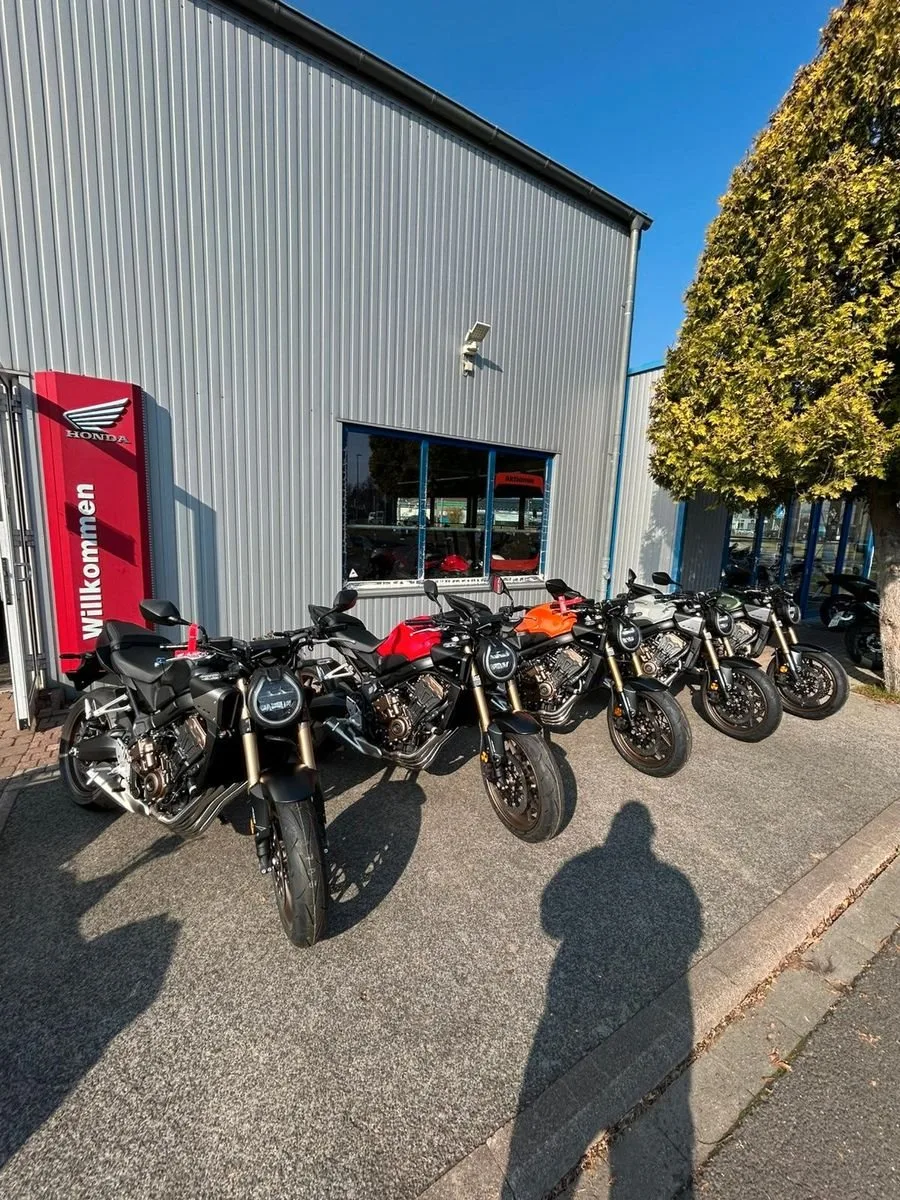 Honda CB650R E-Clutch