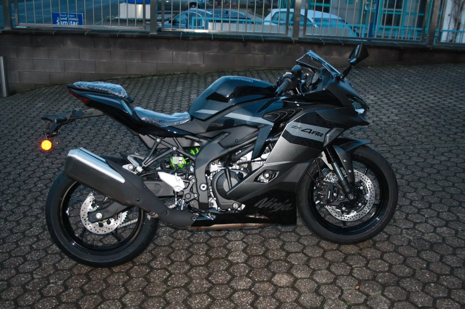 Kawasaki Ninja ZX-4RR
