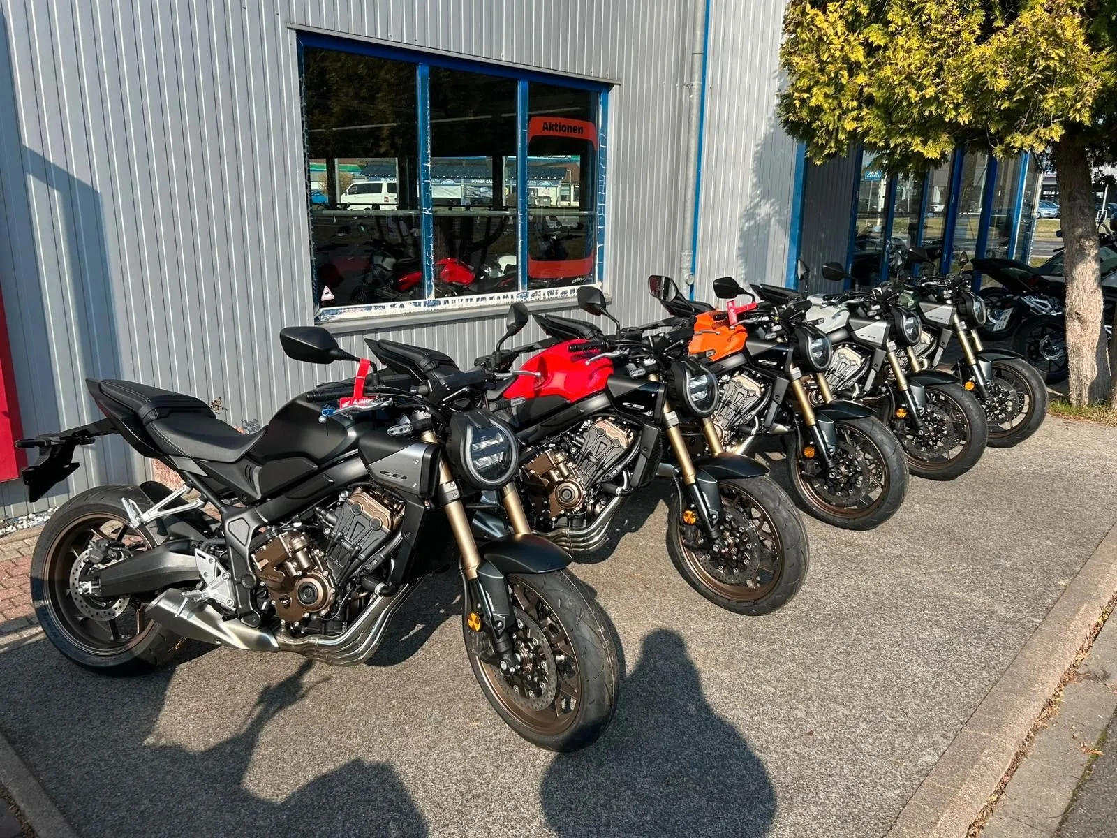 Honda CB650R E-Clutch