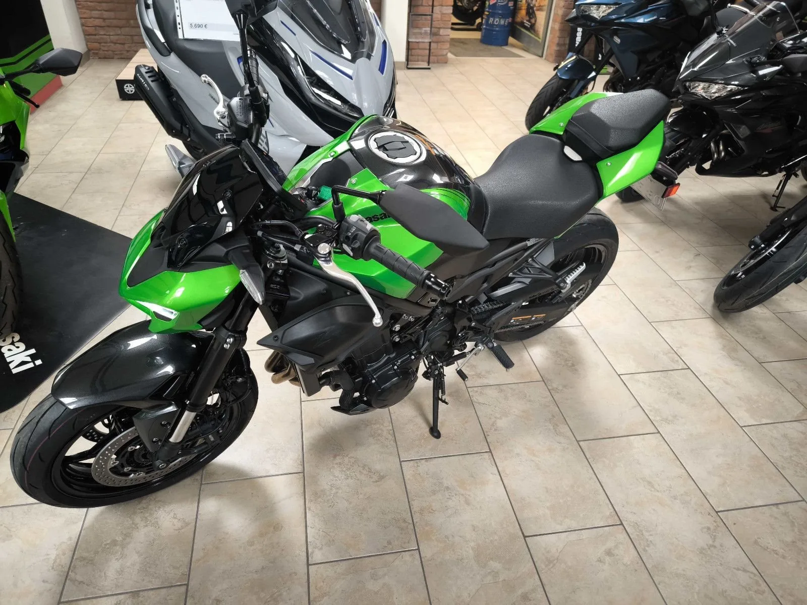 Kawasaki Z900