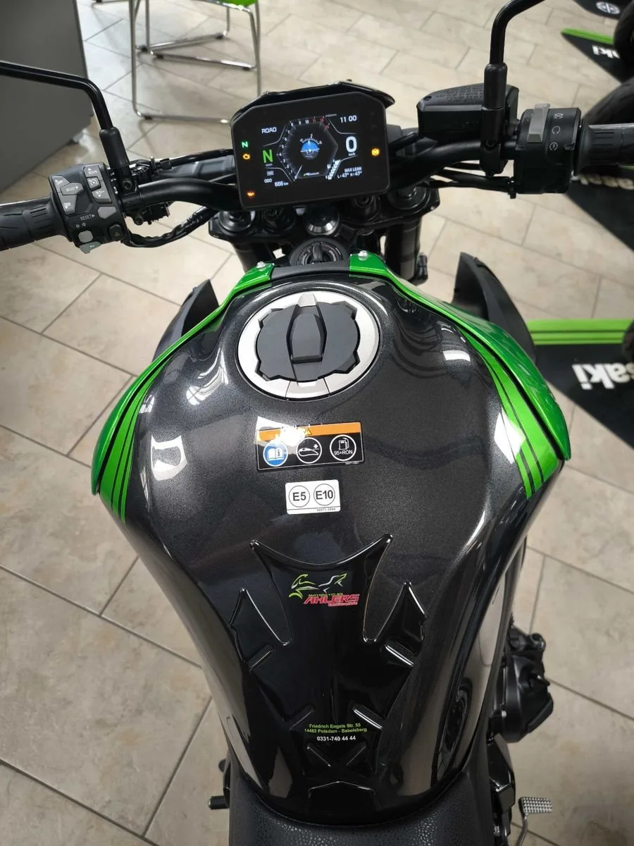 Kawasaki Z900