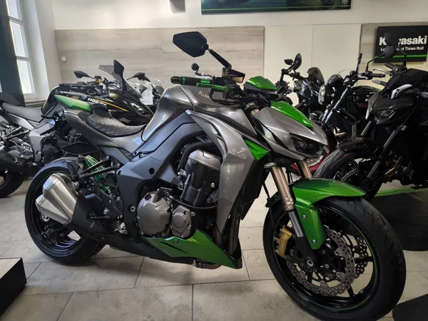 Kawasaki Z1000