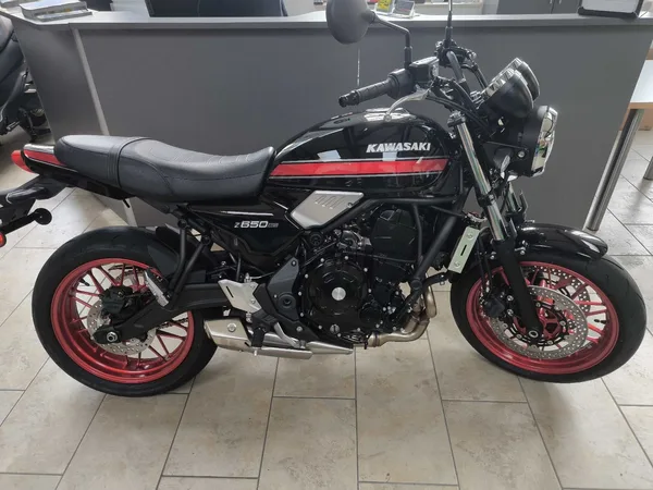 Kawasaki Z650 RS