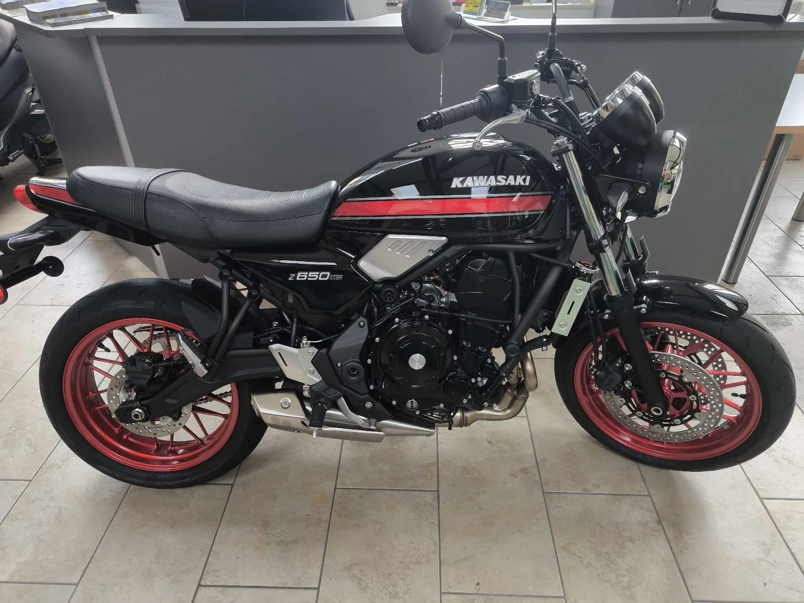 Kawasaki Z650 RS