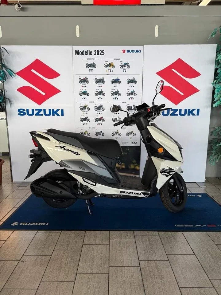 Suzuki Avenis 125