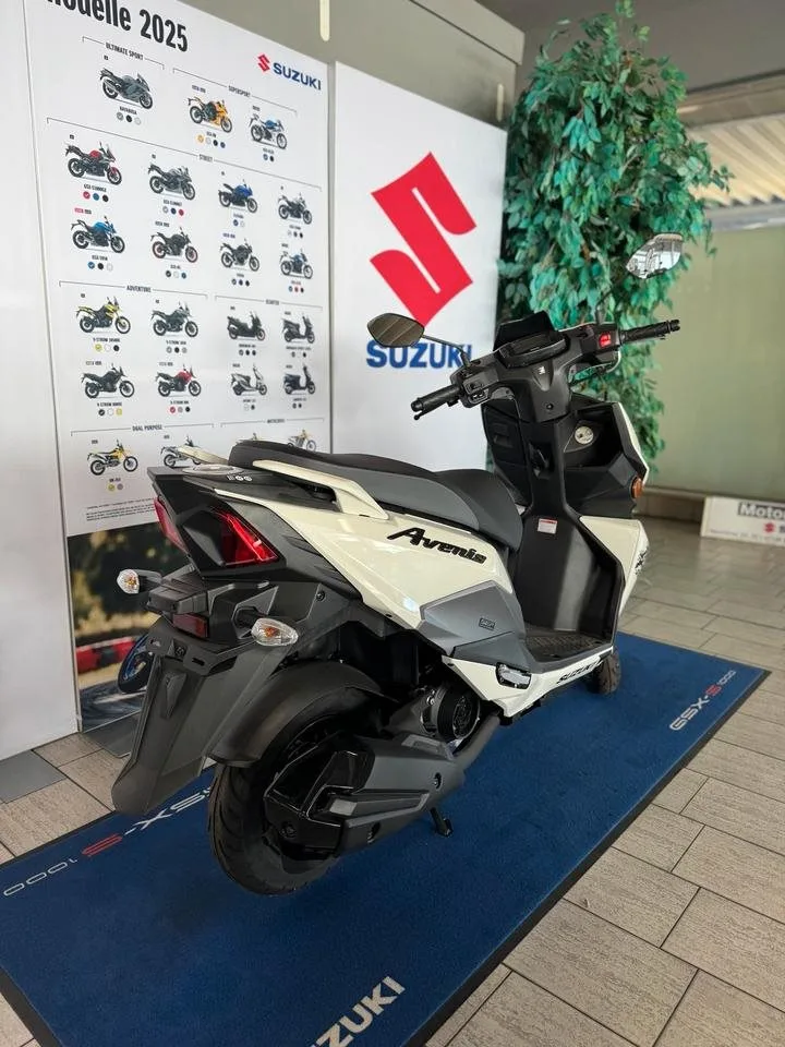 Suzuki Avenis 125