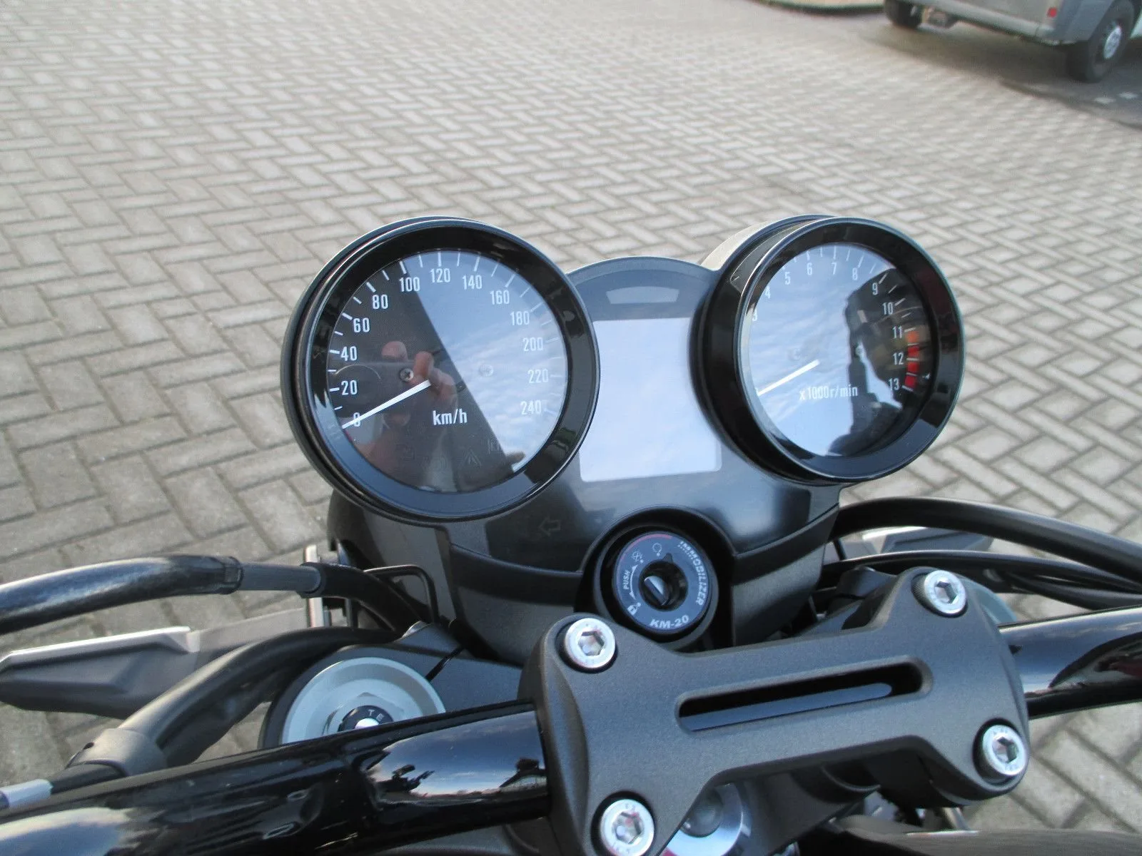 Kawasaki Z900 RS Black Ball Edition