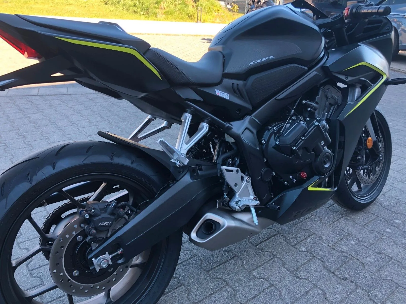 Honda CBR650R E-Clutch