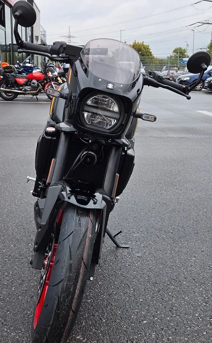 Suzuki GSX-8TT