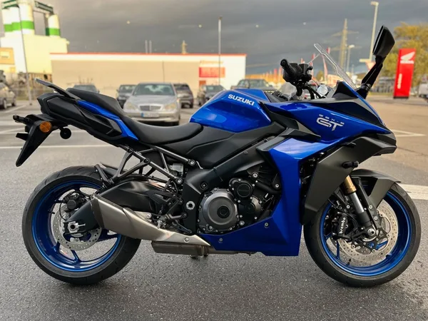 Suzuki GSX-S1000GT