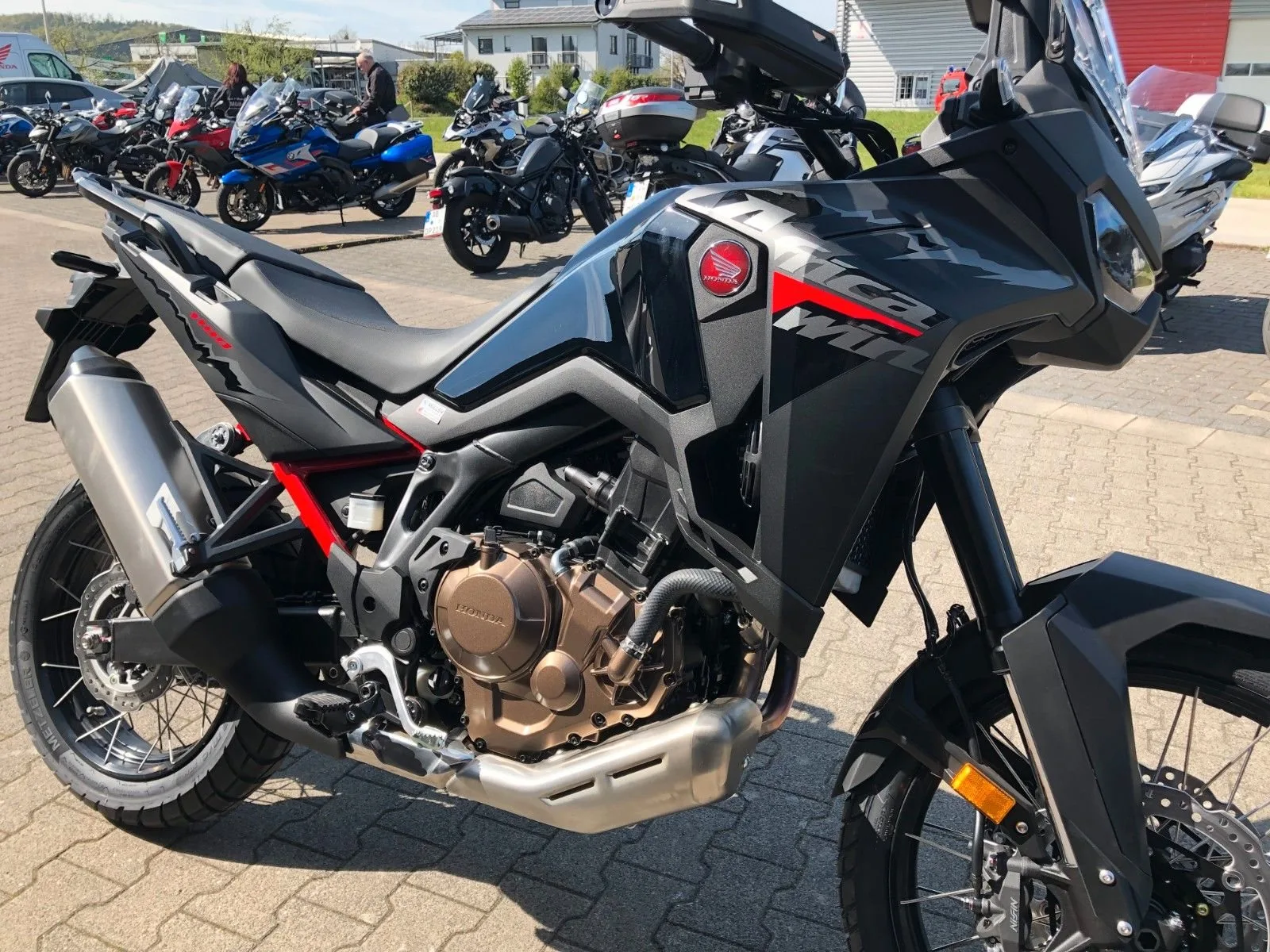 Honda CRF1100L Africa Twin (Finanzierung möglich)