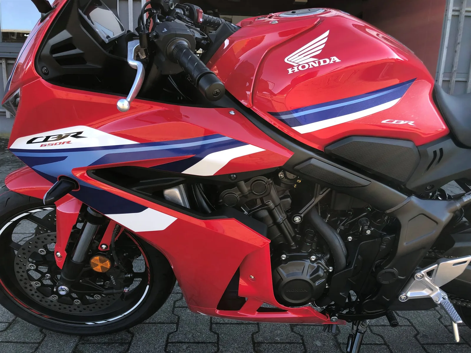 Honda CBR650R