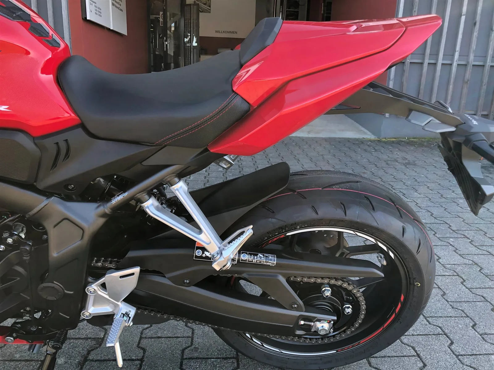 Honda CBR650R