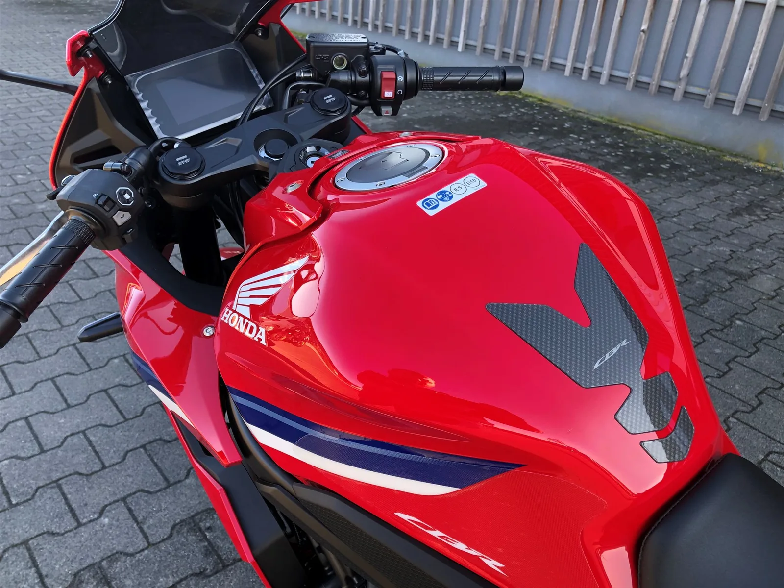 Honda CBR650R