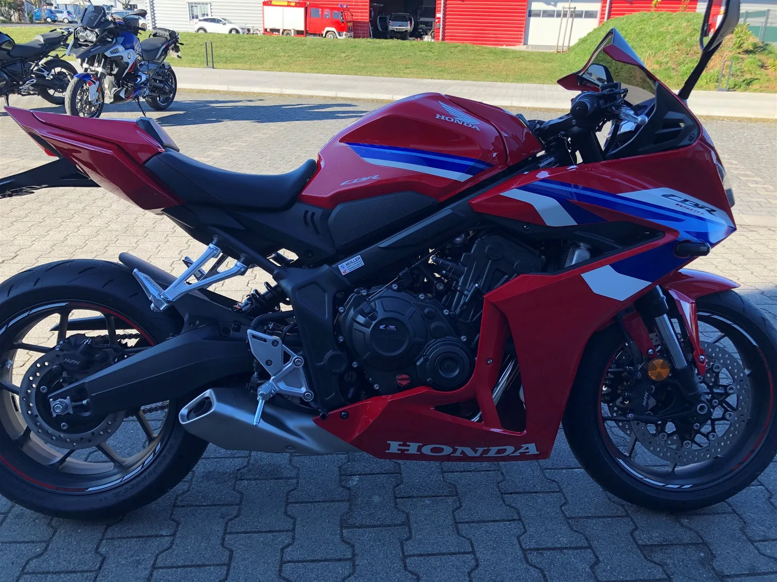 Honda CBR650R