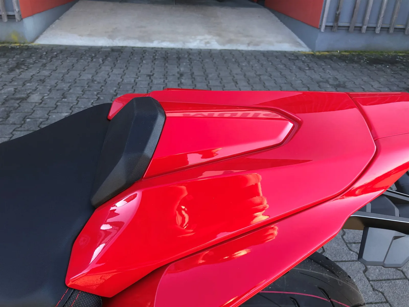 Honda CBR650R
