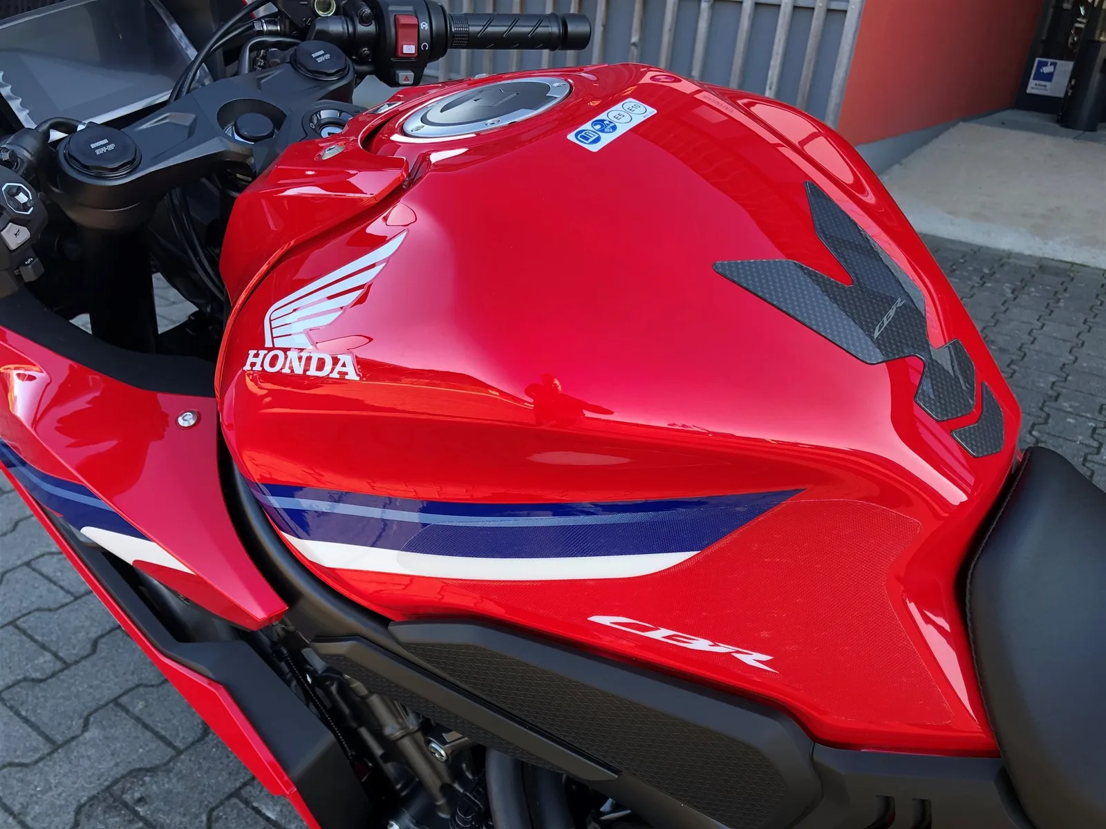 Honda CBR650R