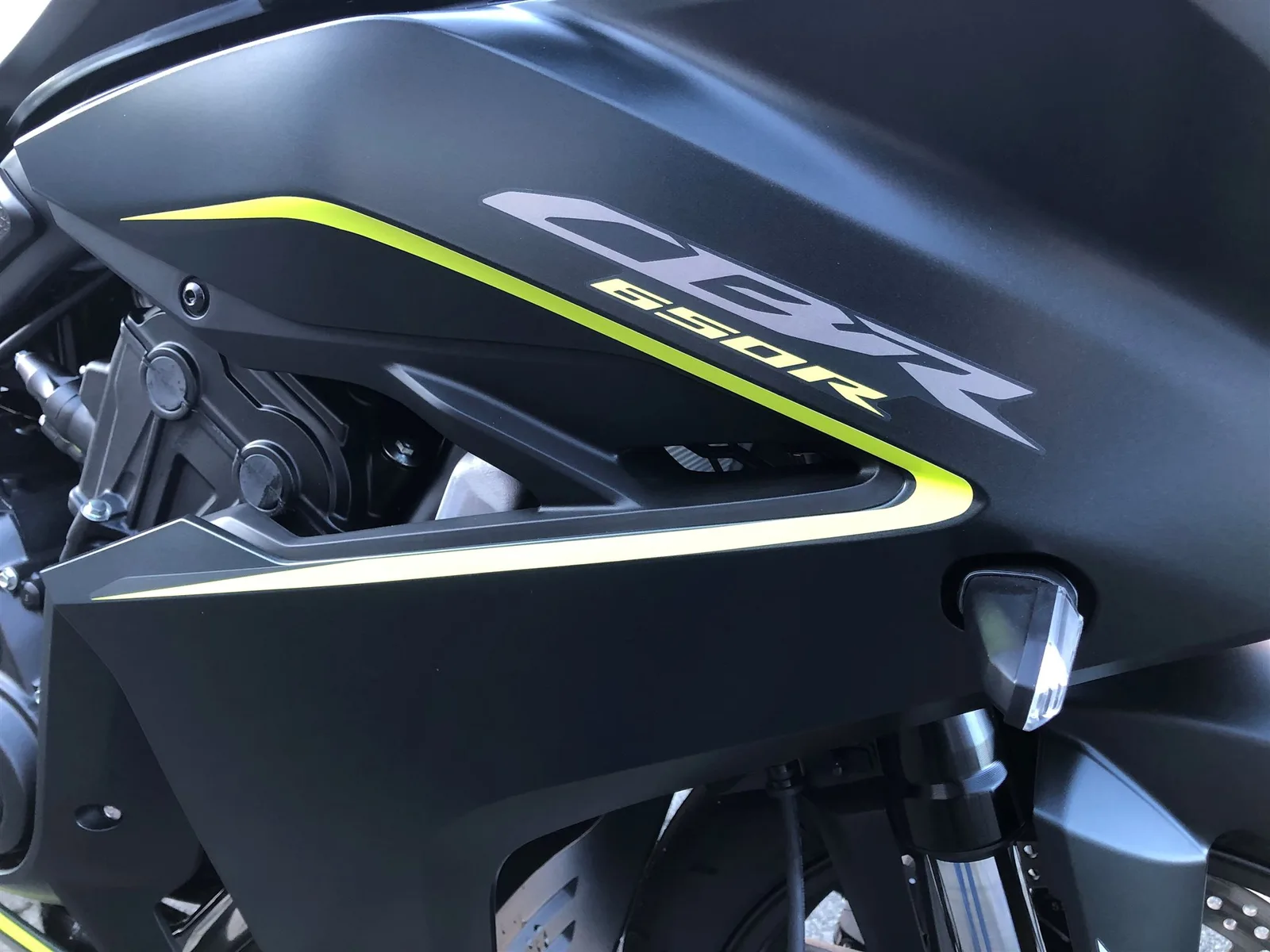 Honda CBR650R