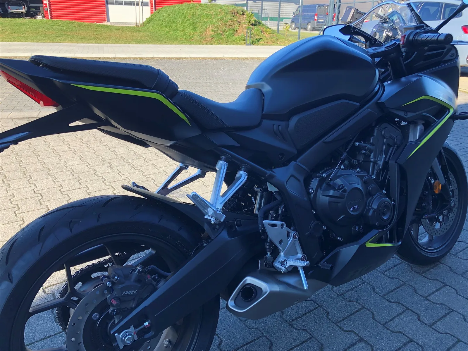 Honda CBR650R