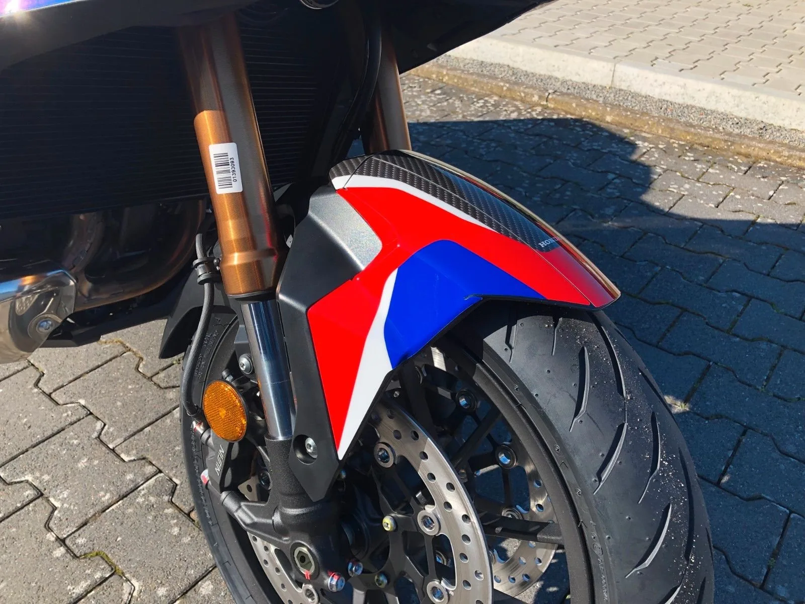 Honda NT1100 DCT Electronic Suspension