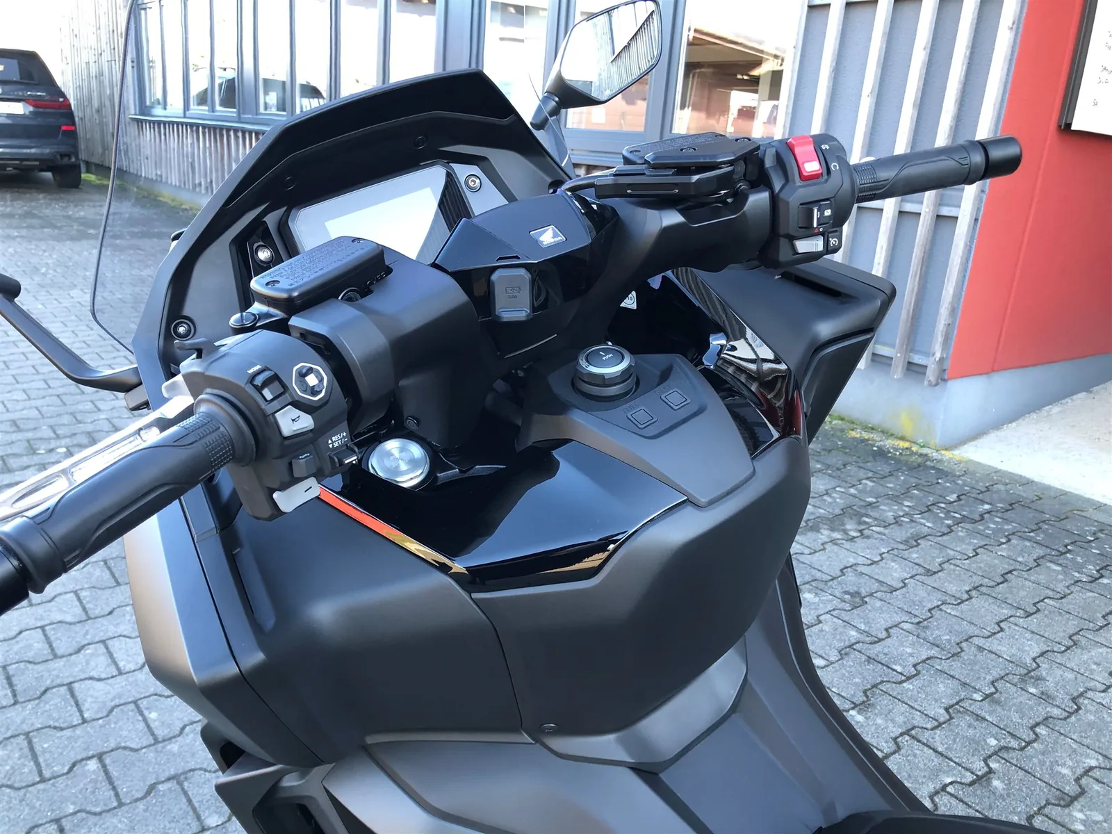 Honda Forza 750