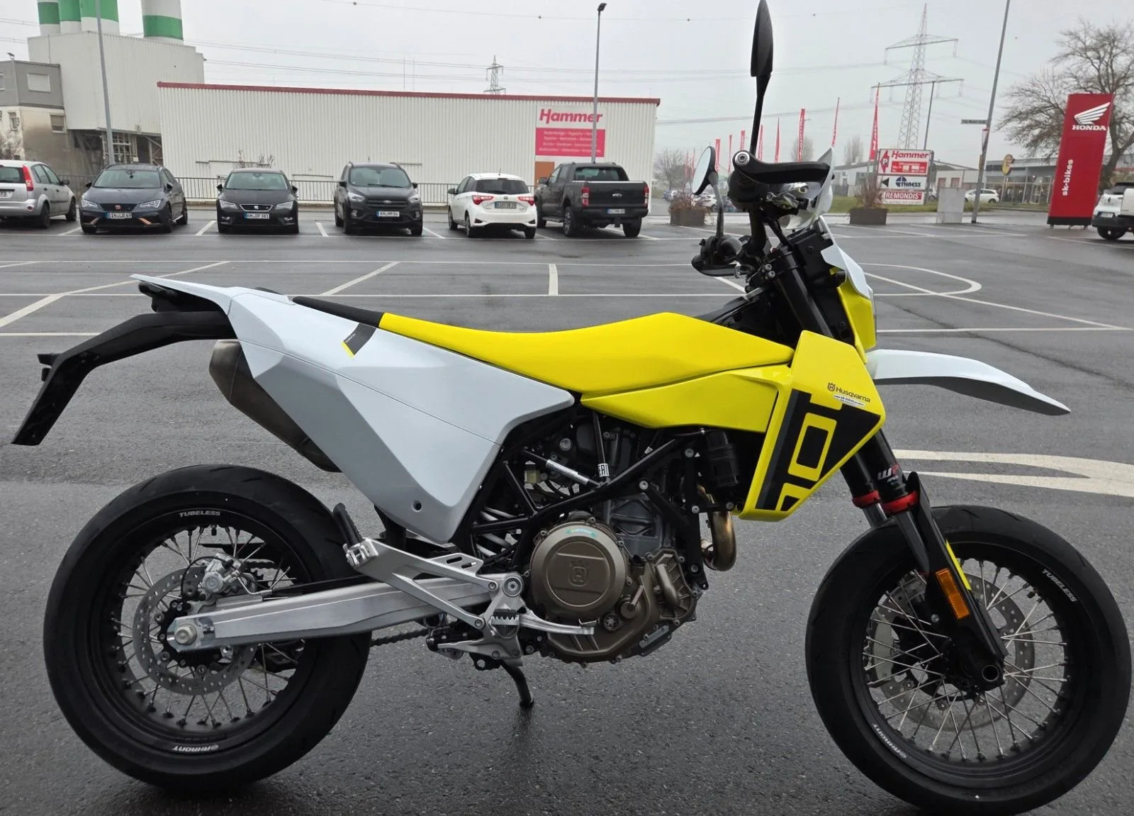 Husqvarna 701 Supermoto