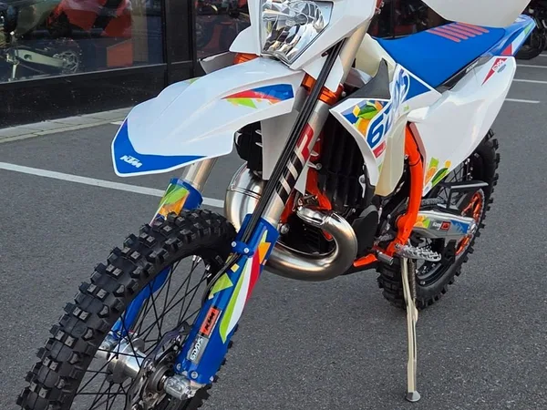 KTM 300 EXC SIX DAYS