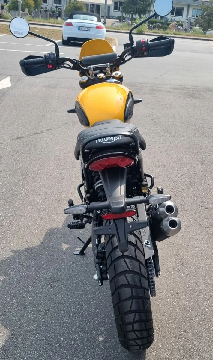 Triumph Scrambler 400 XC