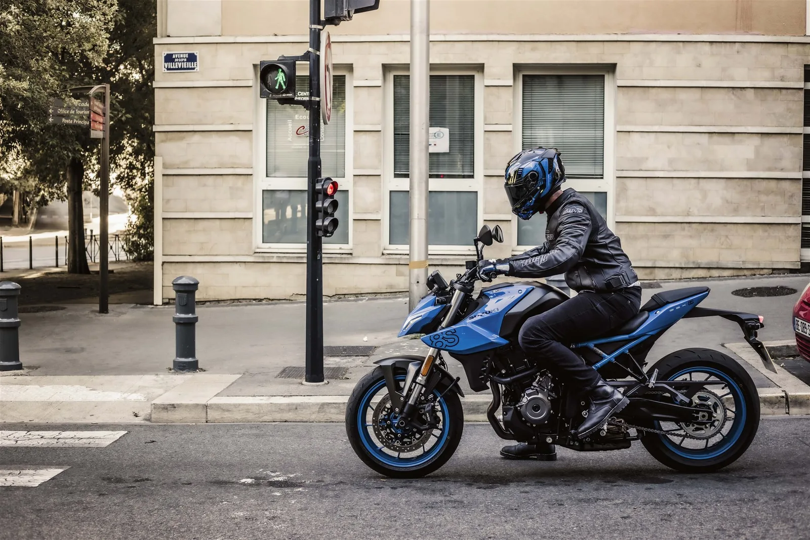 Suzuki GSX-8S