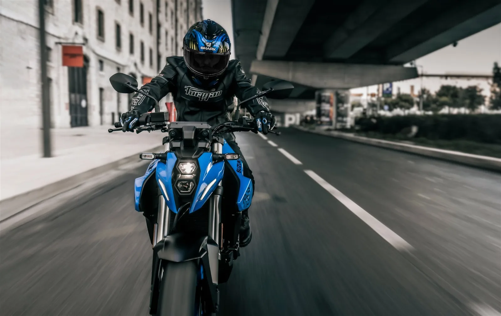 Suzuki GSX-8S
