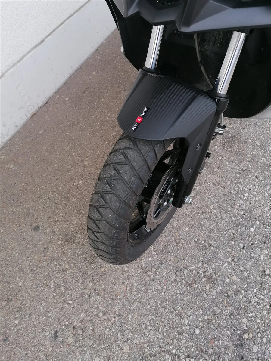 Aprilia SR GT 200