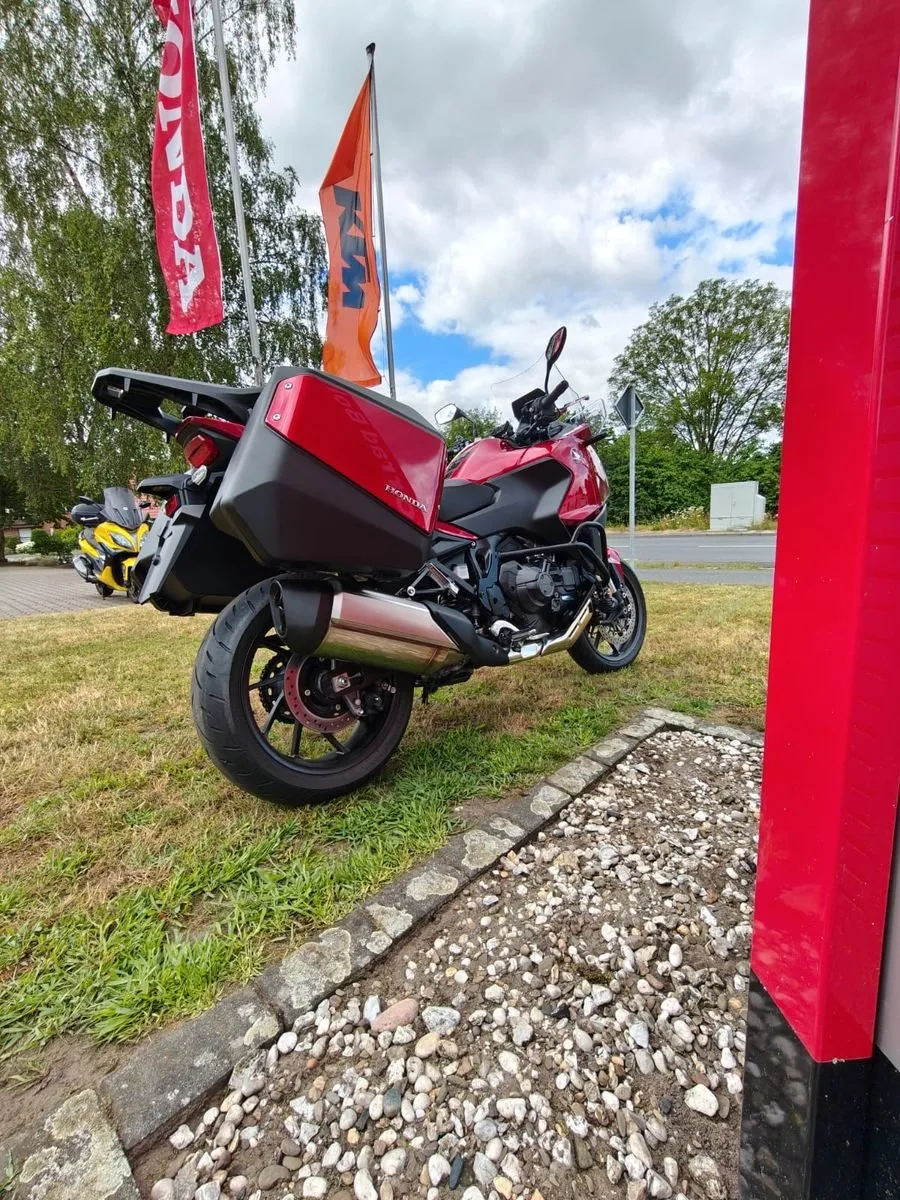 Honda NT1100 DCT