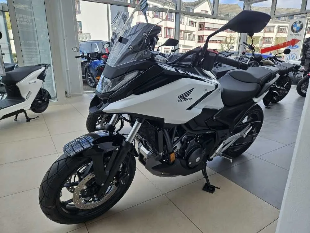 Honda NC750X m. DCT