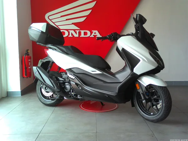 Honda Forza 350 Vorführfahrzeug
