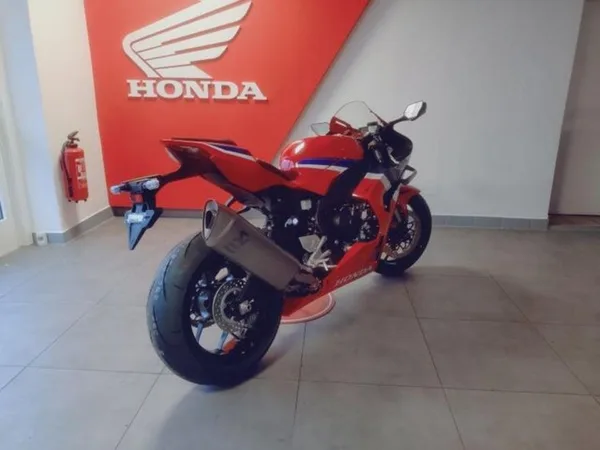 Honda CBR1000RR-R Fireblade