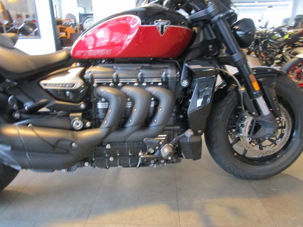 Triumph Rocket 3 Storm GT