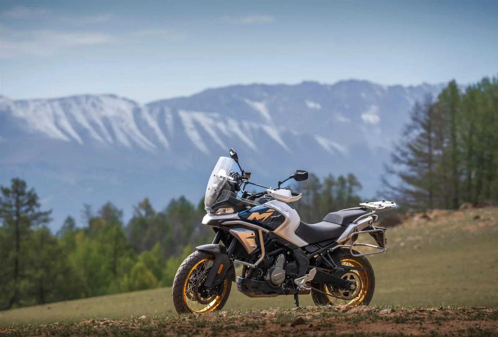 CFMOTO 700MT ABS
