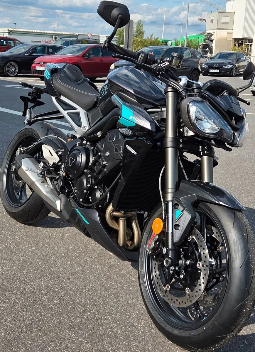Triumph Street Triple RS